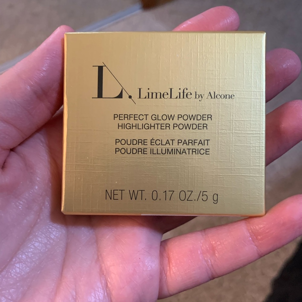 LimeLife Perfect Glow Powder Highlighter Powder